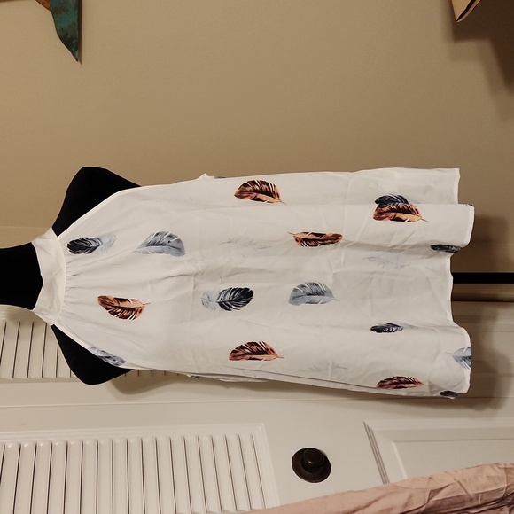 Tank Top - Picture 1 of 7